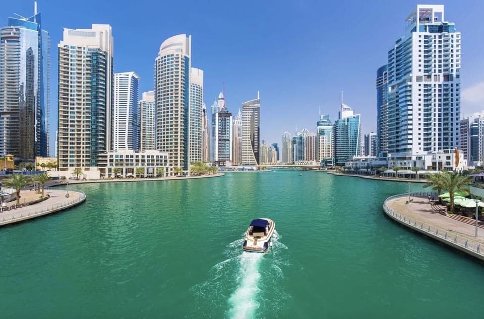 Complete Guide to Dubai: From Desert Luxury to Urban Adventures