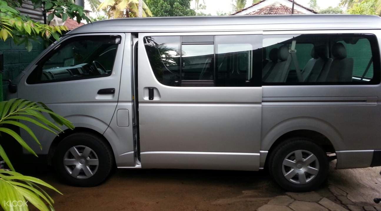 Private Bandaranaike International Airport (CMB) Transfers for Bentota