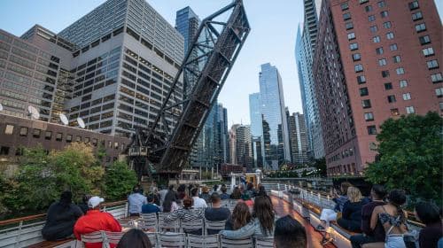 Chicago Architecture Cruise Experience from Michigan Avenue|Depart from Navy Pier Transport Passes