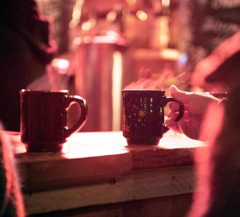 Heidelberg: Sightseeing Boat Tour with Mulled Wine