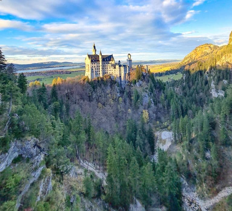 Füssen to Neuschwanstein Castle - Guided Scenic Tour