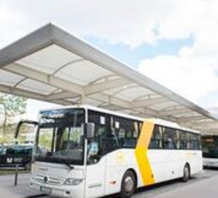 Munich: Airport Transfer by Bus
