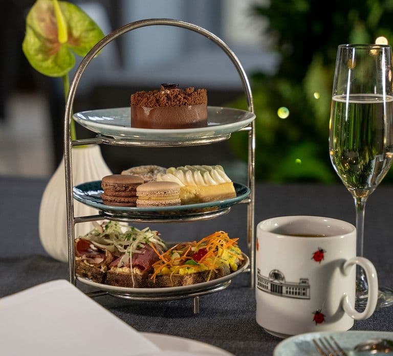 Rooftop Aperitif at Reichstag Käfer Restaurant