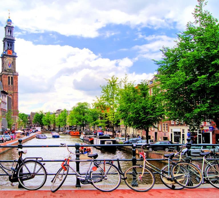 Amsterdam: 3-Hour Private Highlights City Tour by Minivan