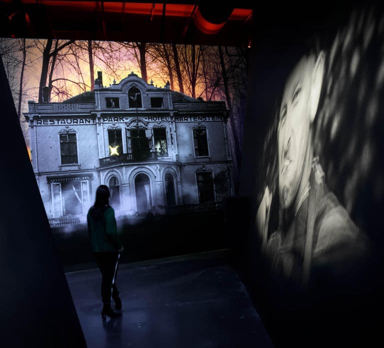 Oosterbeek: Airborne Museum Hartenstein Entry Ticket