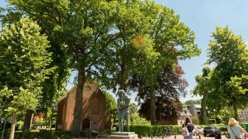Vincent van Gogh House: Entry Ticket + Audio Guide Day Tours