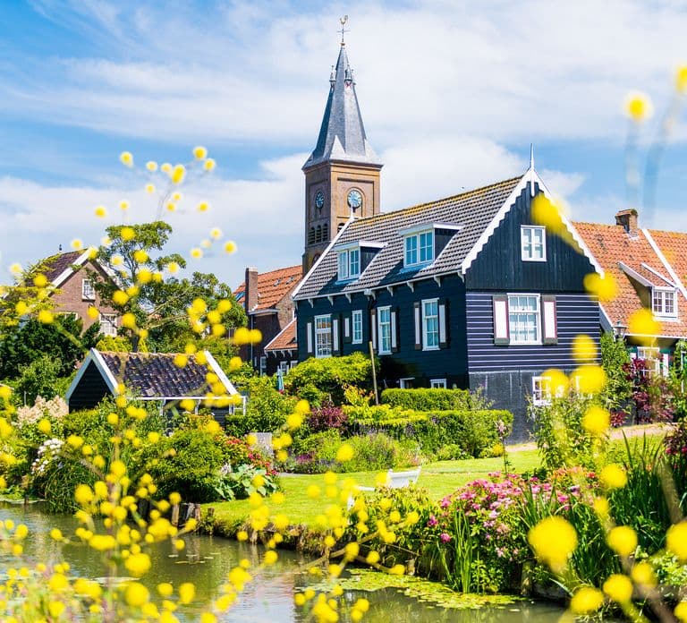 Volendam: Express Boat Cruise to Marken Island