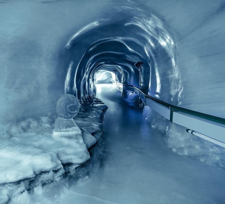 Lucerne: Mount Titlis Snowmobile Adventure