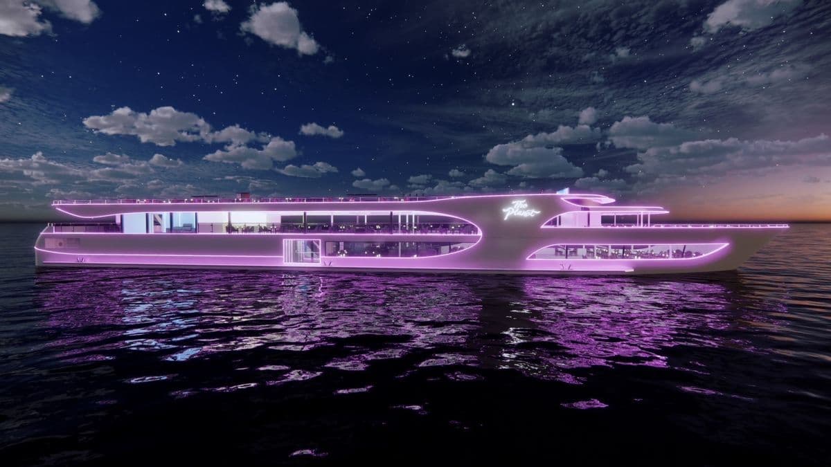 The Planet Cruise in Bangkok