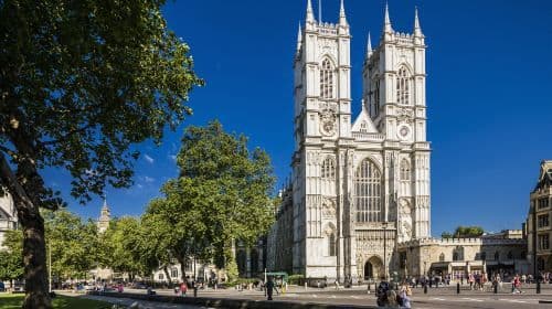 London All-Inclusive Pass by Go City [Official Ticket + Includes 90+ Popular Attractions Like Tower of London, Westminster Abbey, Kensington Palace]