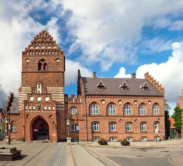 A Romantic Private Tour Through Roskilde
