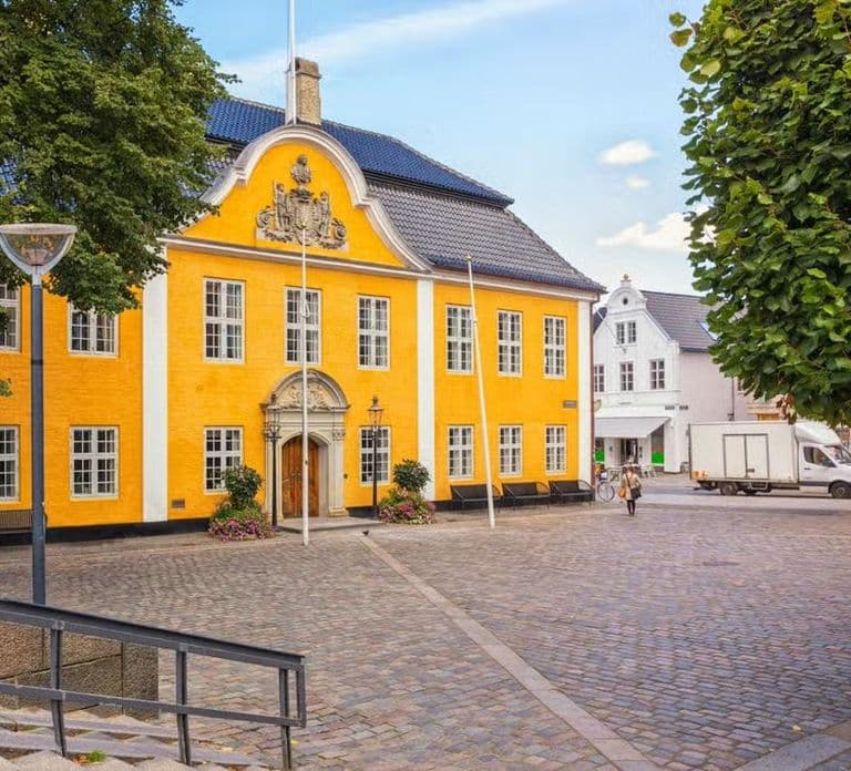 Denmark: Tour of Aalborg in Spanish