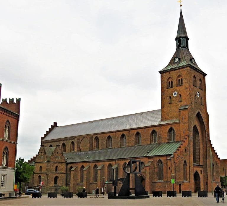 Odense Private Guided Walking Tour