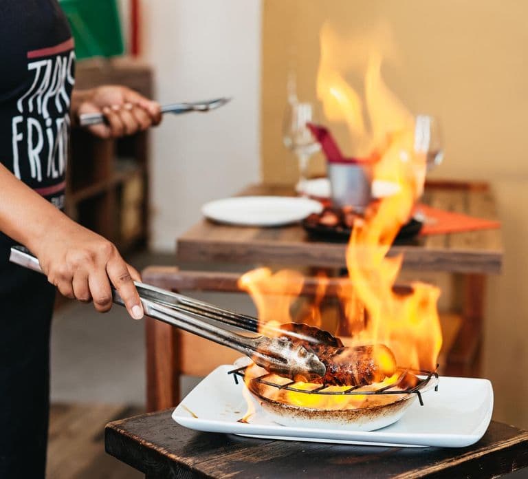 Lisbon: Baixa District Food Tour with Dinner and Drinks