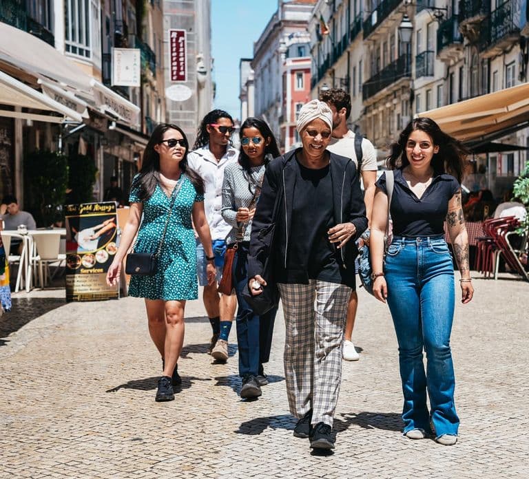 Lisbon: Baixa District Food Tour with Dinner and Drinks