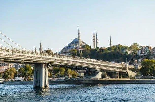 Daytime or Sunset Sightseeing Cruise & Audio Guide