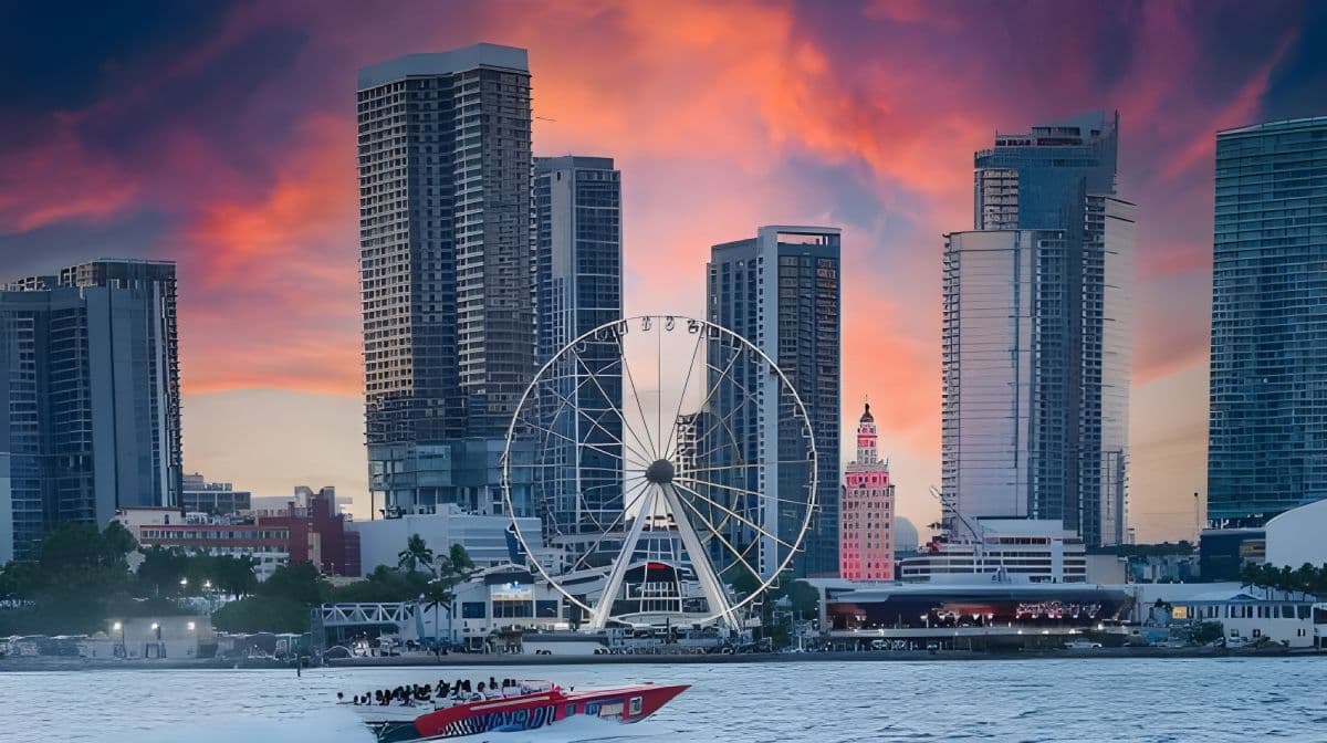 Speedboat Sightseeing Adventure of Miami