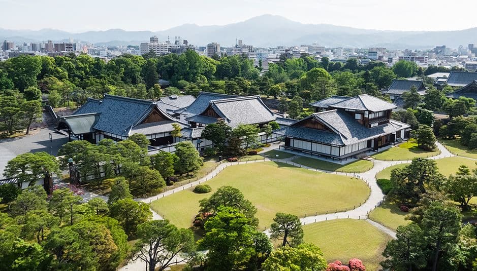 Nijo Castle Kinkakuji Temple Arashiyama  Fushimi Inari Shrine Thousand Torii Gates Day Tour