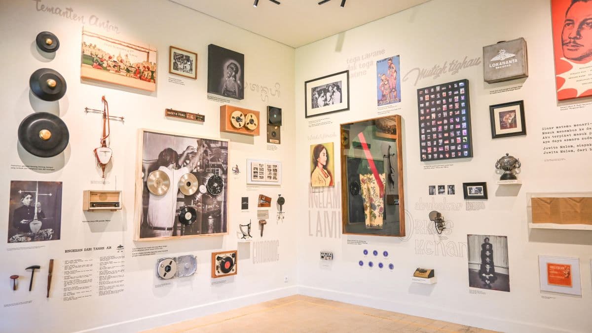 Galeri Lokananta - Musik Miles Films: 30 Tahun Mendengar Terdengar