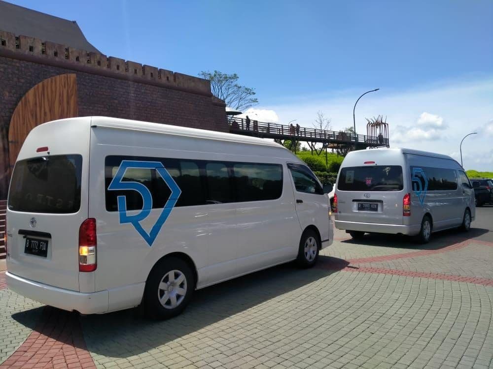 Rent Full Day (Jakarta to Central Java Area)