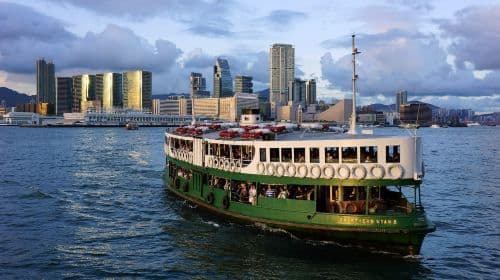 Central + Hong Kong Tram + Victoria Harbour + Star Ferry one-day tour|Try egg tart milk tea Day Tours