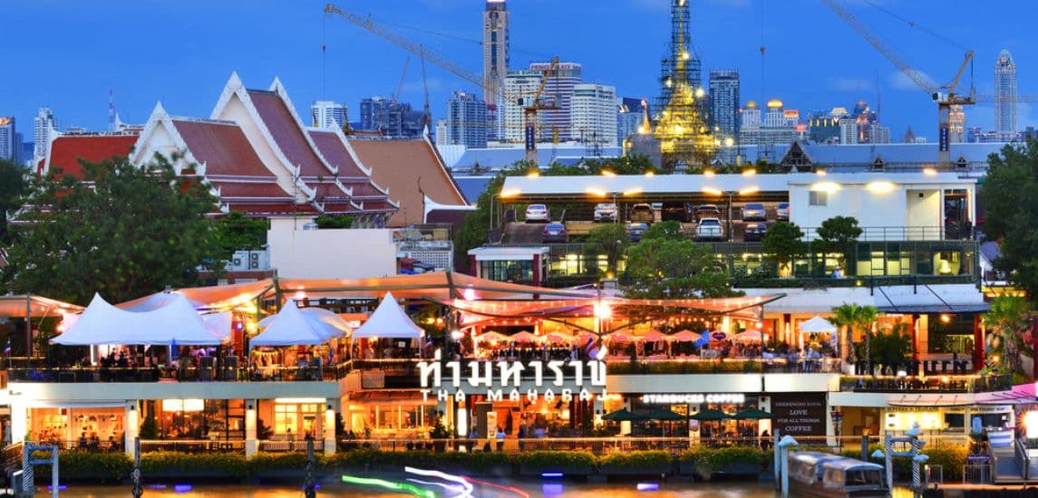 3 iconic temples tours : Join Tour: Grand Palace + Wat Arun + Tha Maharaj + Wat Paknam