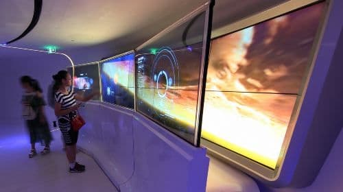 Oriental Pearl Radio & Television Tower