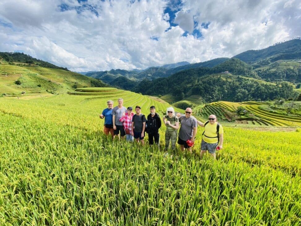 3D2N Sapa Standard Tour with Round-trip Transfers by Limousine