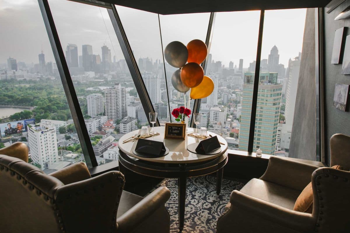 Axis & Spin Sky Lounge & Bar Rooftop