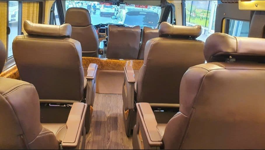 Limousine tranfer ticket between Ha Noi - Sapa