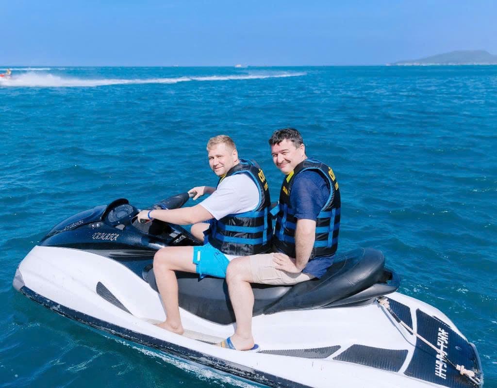 Sea Tour by Speedboat to 4 Islands