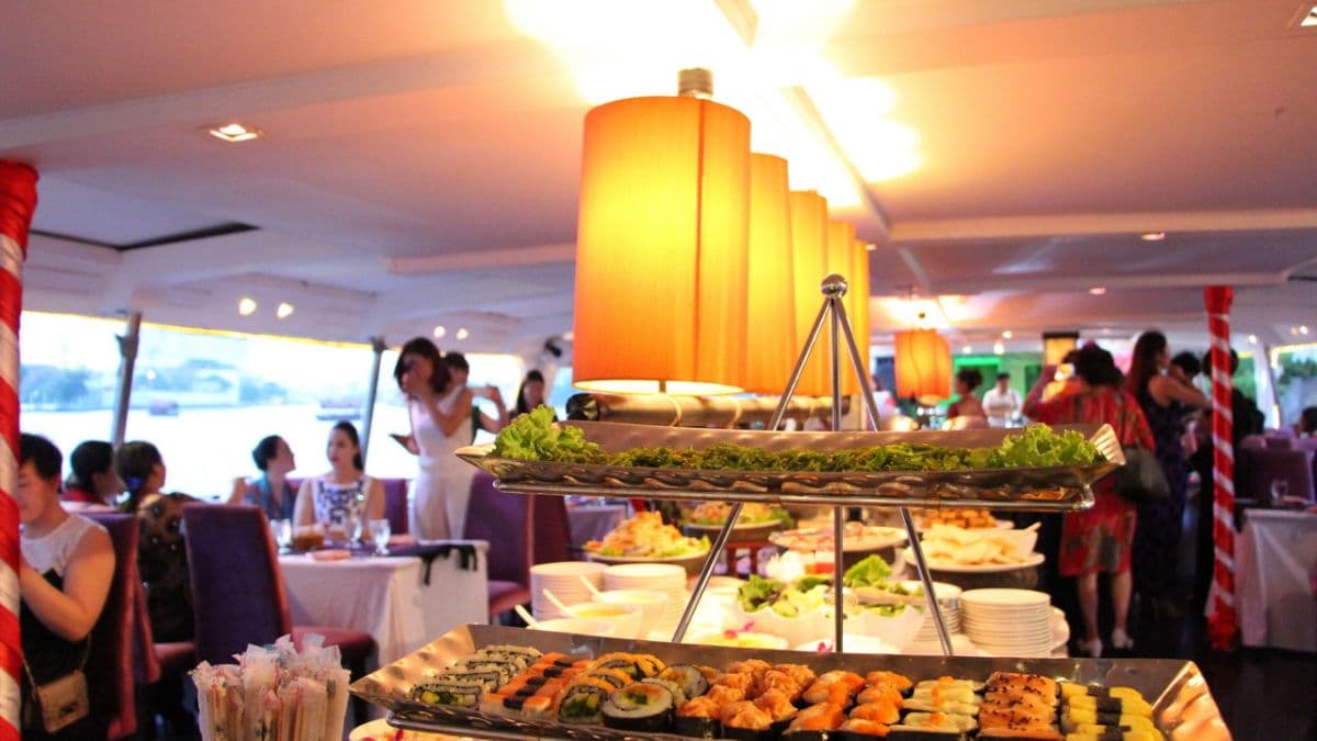 Chaophraya Cruise in Bangkok