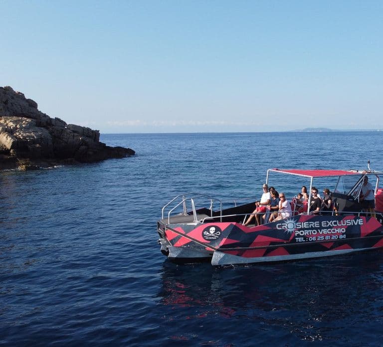 Half-day: discover the Lavezzi islands and the cliffs of Bonifacio