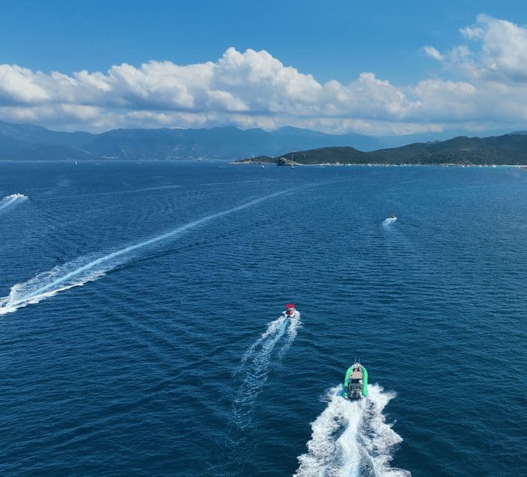 Ile Rousse: desert of the agriates : Saleccia - Ghignu