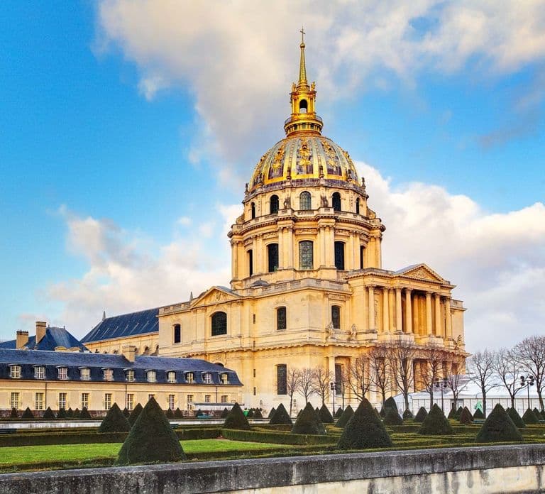 Invalides Museum - WWI & WWII - Guided Tour up to 8 guests