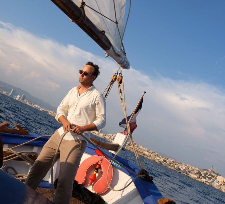 Marseille: Sunset Sailing, Buffet, and Wine