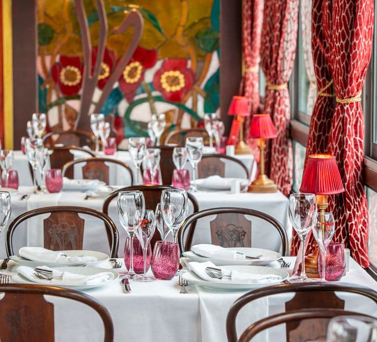 Paris: Seine River Cruise with 3-Course Dinner & Live Music