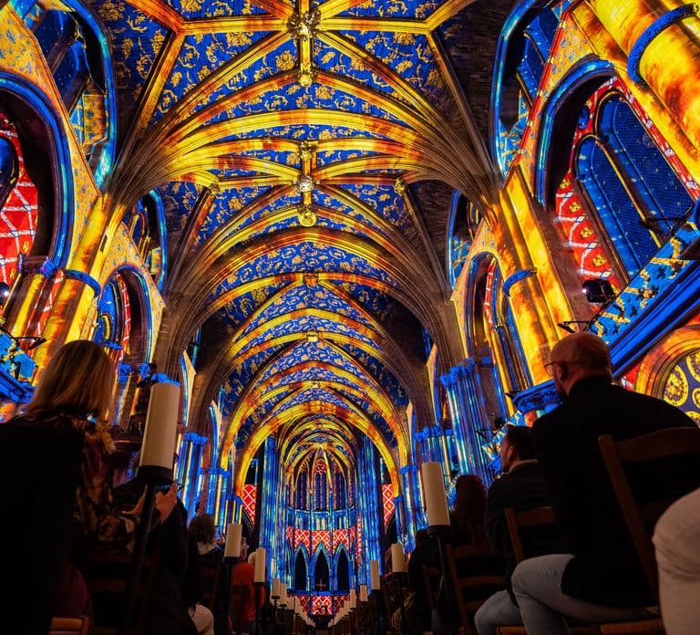 Saint-André Cathedral in Bordeaux: LUMINISCENCE Immersive Musical Show